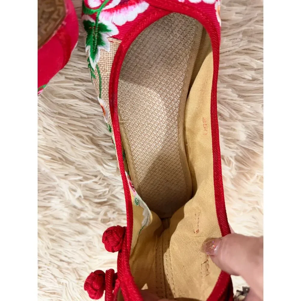 Vintage Chinese Embroidered Floral Mary Jane Flats Red Canvas Linen EU 40 US 8